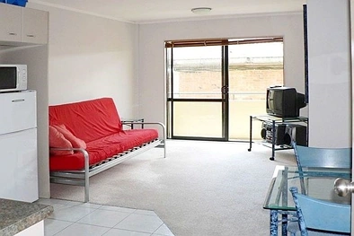 One Bedroom Apartment with A Carpark