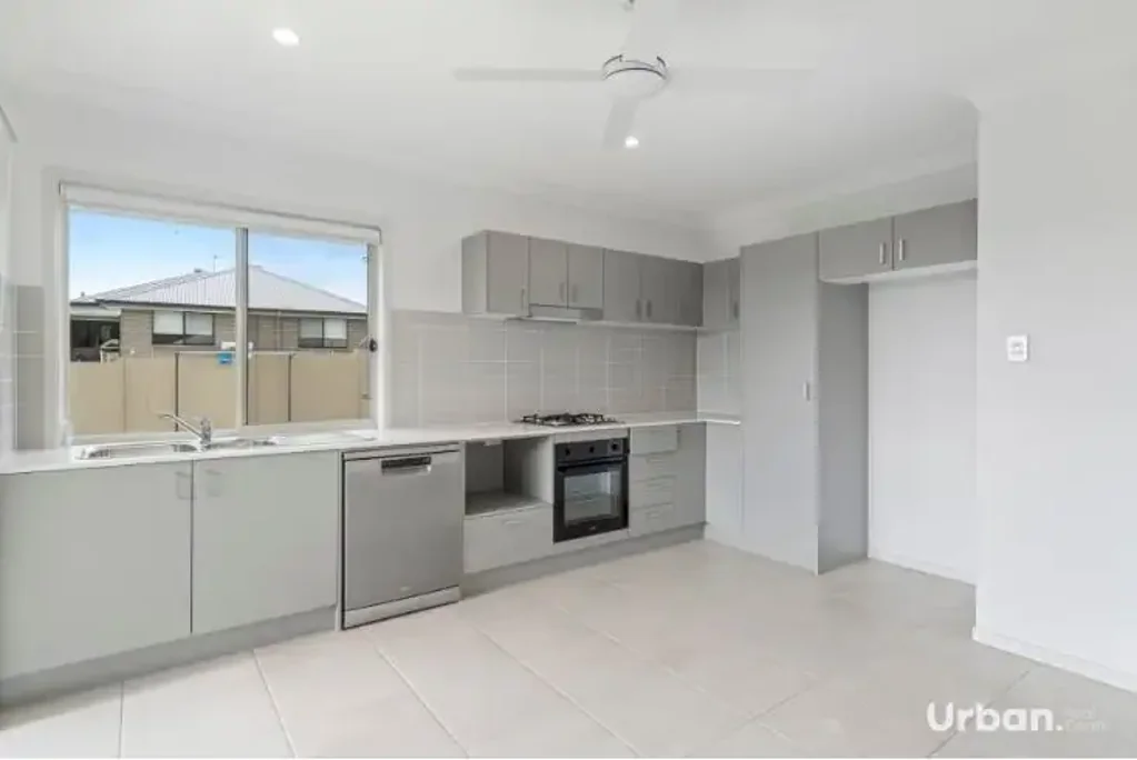 Private two-bedroom granny flat in Huntlee