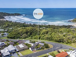 27 Macauleys Headland Drive, Coffs Harbour