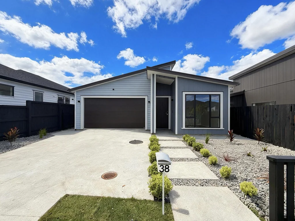 Wainui 4ห้องนอน Modern Comfort Meets Granny Potential