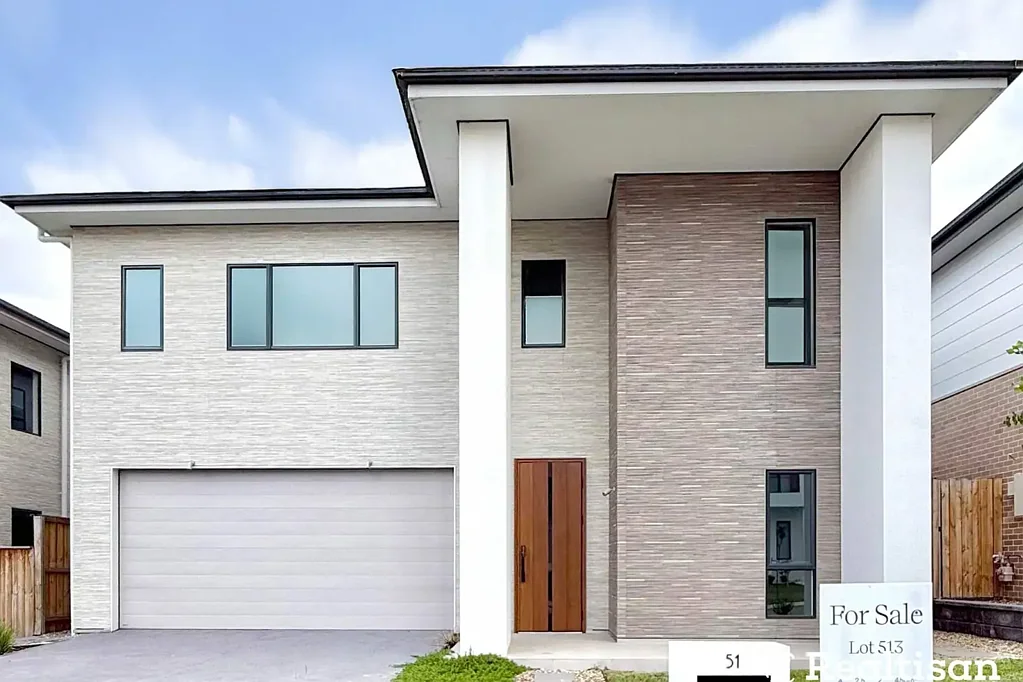 Gables 4Habitaciones High-quality Japanese construction and craftsmanship, refined and minimalist Japanese-style House. Ready to move in Call Lily 0404 314 339
