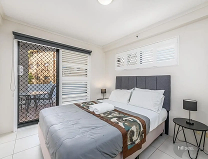 5/452 Marine Parade, Biggera Waters, QLD 4216, 1房, 1浴, 排房