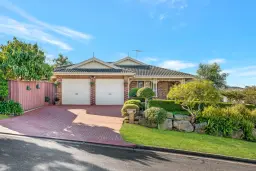 2 Sandplover Place, Hinchinbrook