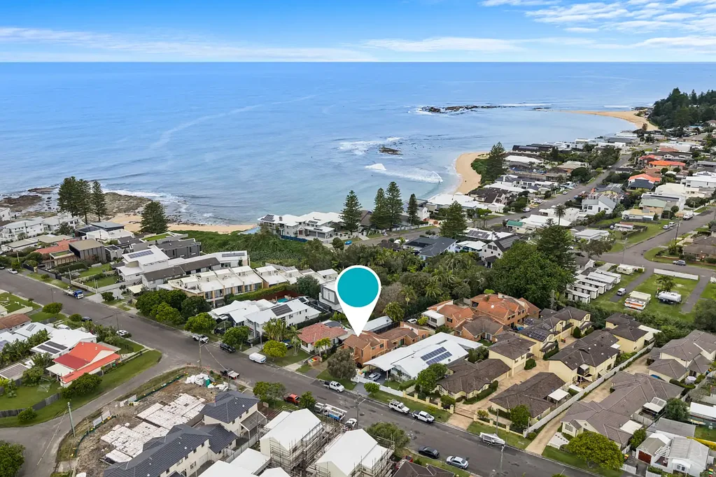 Blue Bay 2कमरा Coastal Luxury Meets Renovated Ease in an Unbeatable Beachside Position