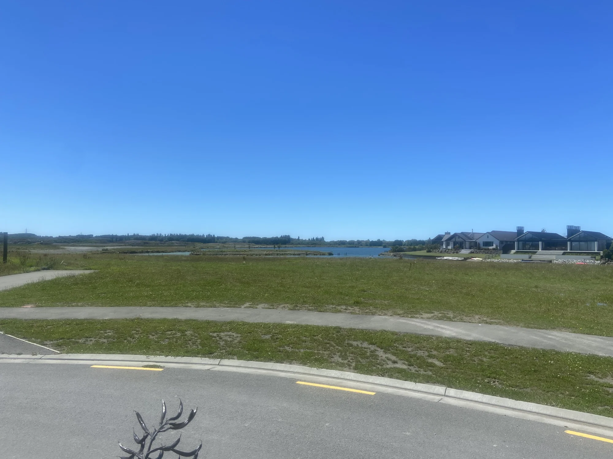 Huntingdon Lakeside living