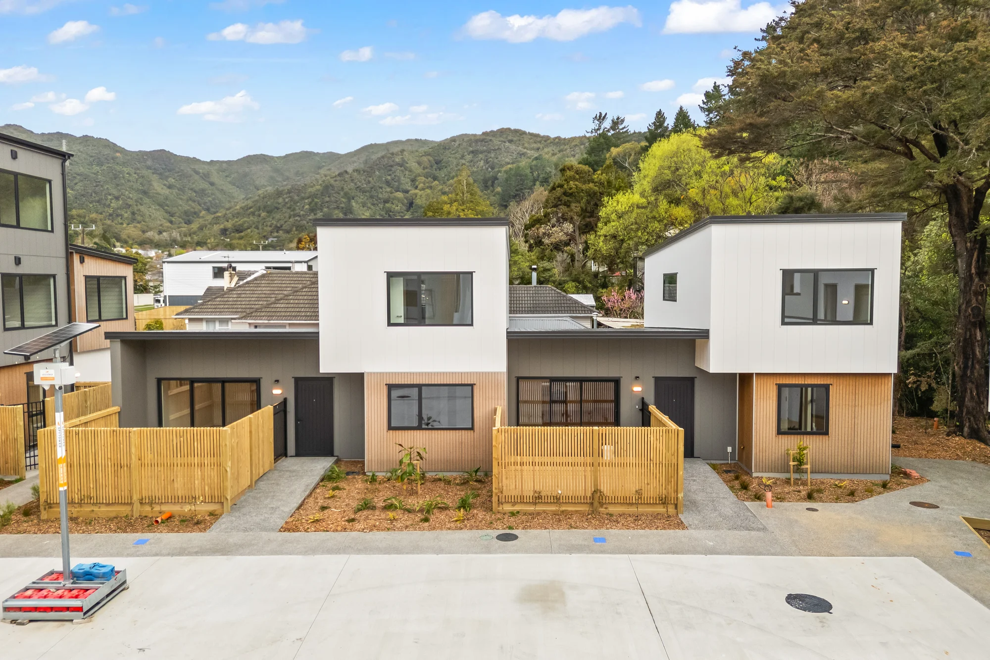 Stokes Valley 3房  Modern three-bedroom townhouses from $699,000