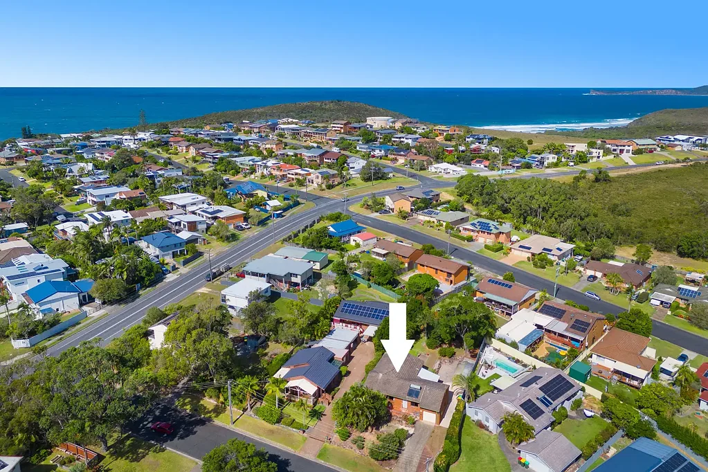 23 Jungarra Crescent, Bonny Hills, NSW 2445