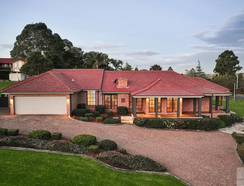 2 Haddin Place, Kirkham, NSW 2570, 4 침실, 3 욕실, House