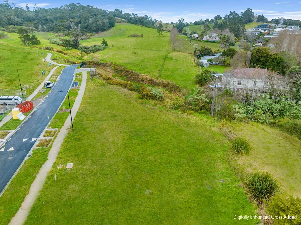 Helensville 2400+sqm Lifestyle Section