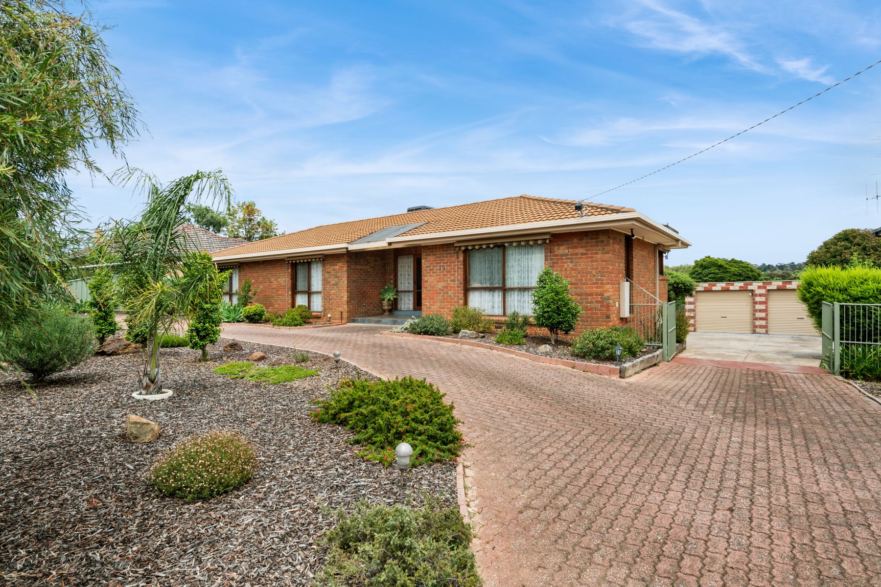 19 POWELLS AV, STRATHDALE VIC 3550, 0 chambres, 0 salles de bain, House