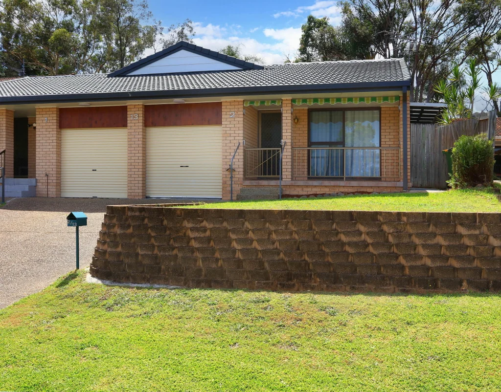 2/13 Corunna Crescent, Ashmore, QLD 4214