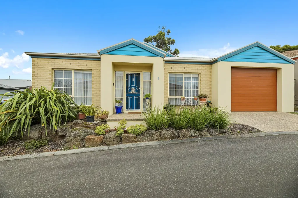 7/27 Jefferson Road, Garfield, VIC 3814