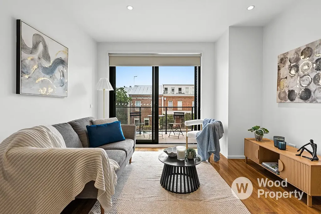 Kensington 2房 角落位置，朝北起居，优越生活地段 Corner Positioned, North Facing Living in a Lifestyle Location