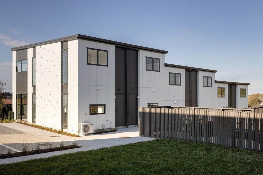 BRAND NEW TOWN HOUSES