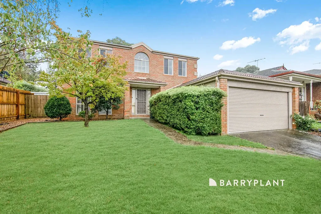 SPACIOUS FAMILY HOME IN PRIME BERWICK LOCATION