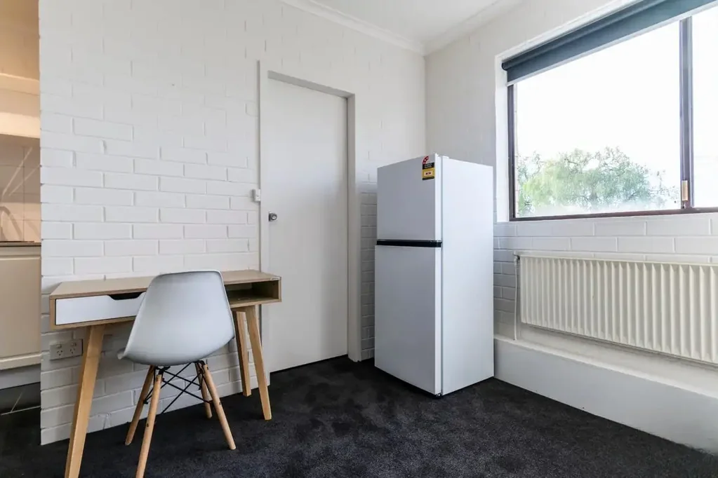 Cosy Comfort Meets Unbeatable Convenience in St Kilda
