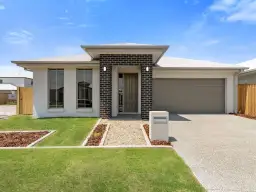 7 Snowy Crescent, Nirimba