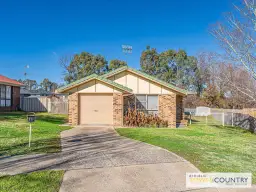 10 VERNA CL, Armidale