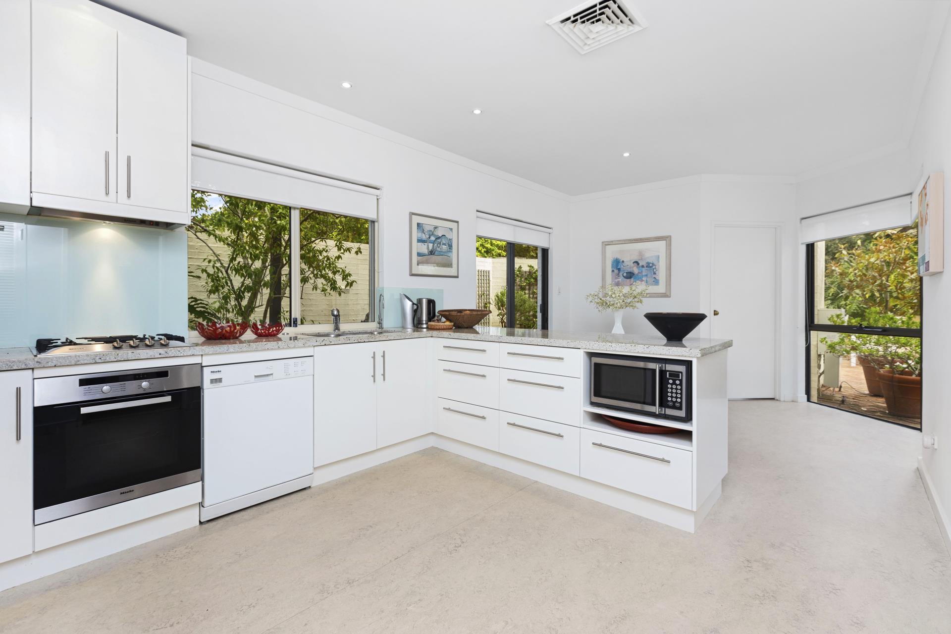 UNIT 1 19 AIRLIE ST, CLAREMONT WA 6010, 0 habitaciones, 0 baños, House