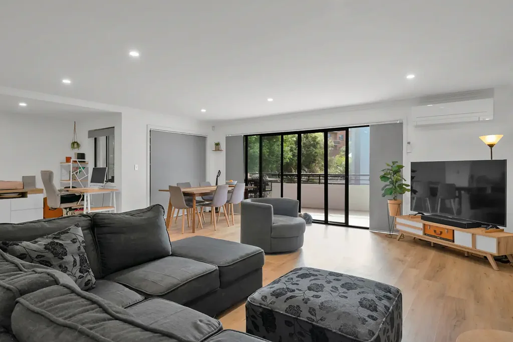The Entrance 3房  Modern Apartment Living