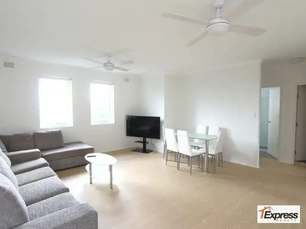 FULLY FURNISHED FOUR BEDROOM APARTMENT