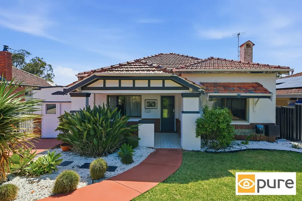 CHARMING 1940'S CHARACTER HOME IN A PRIME LOCATION