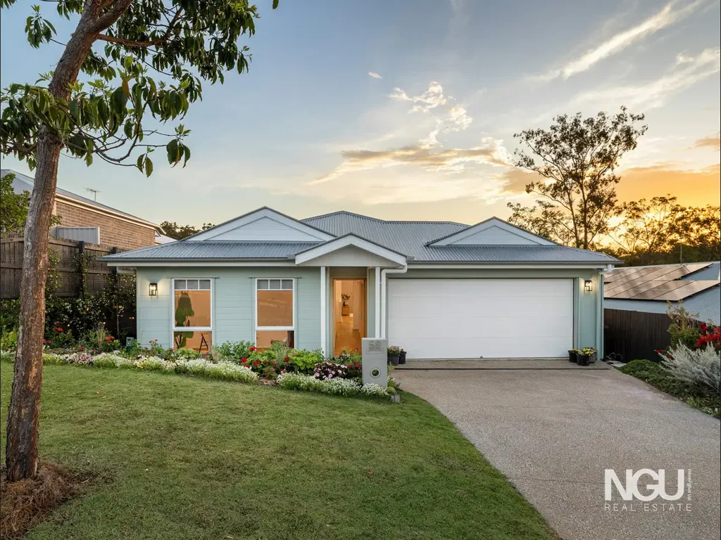 Spring Mountain 4 Bedroom Designed to Stand Out. Built to Escape.