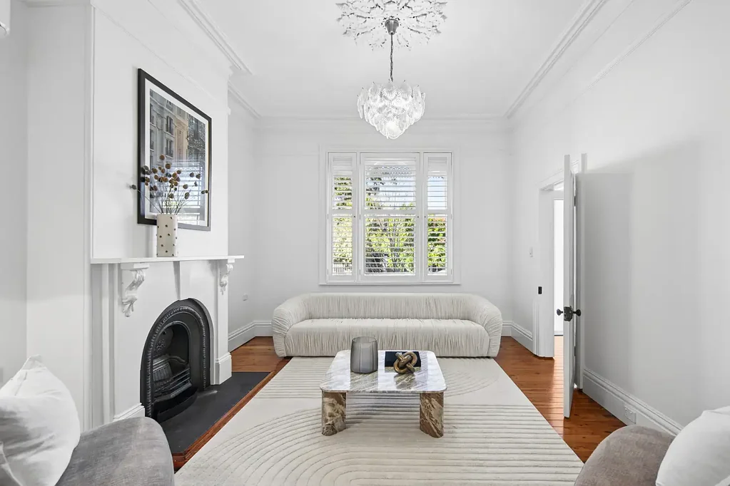 Summer Hill 3ห้องนอน Eye-Catching c1893 Victorian Terrace With Village Convenience