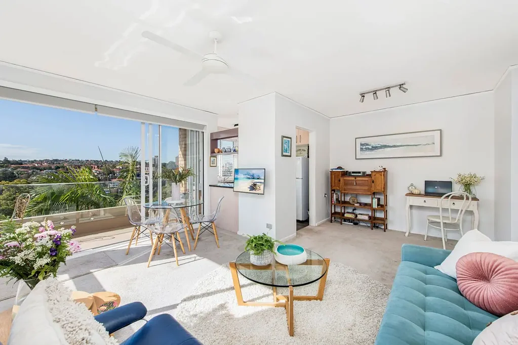 Unforgettable views, superb top‑floor sanctuary