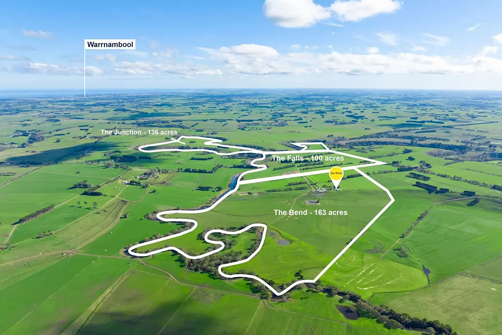 Panmure Exceptional Grazing, Extensive Water Frontage and Future Lifestyle Opportunities Await In A Thriving Agricultural Basin of South West Victoria