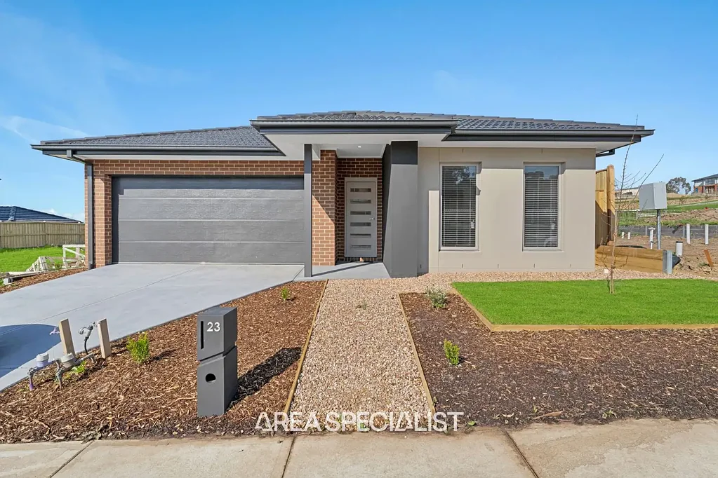 Brand new and ready to move in checkmate in CHESNEY