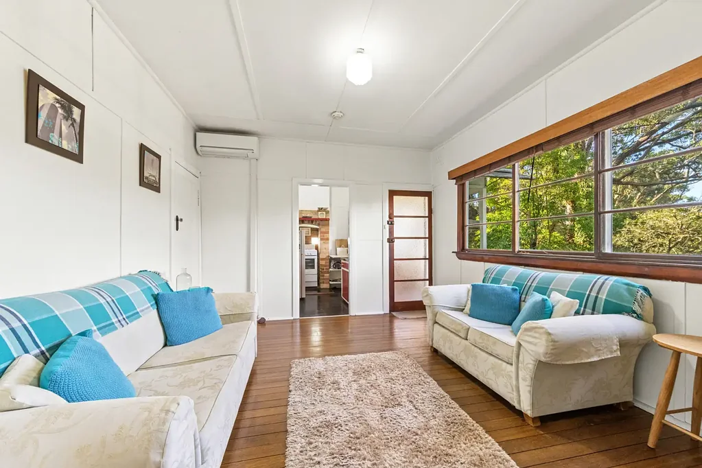 Pearl Beach 2 Bedroom Melody Cottage - A Rare Pearl Beach Canvas with Endless Potential!