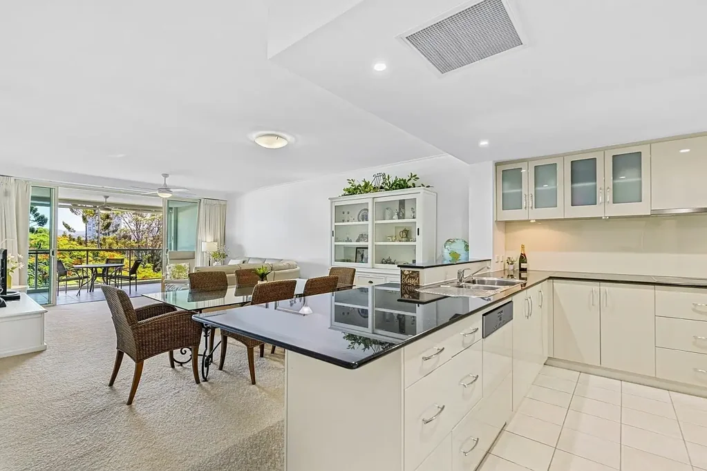 4155 Archer Hill Drive, Benowa, QLD 4217