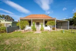 94 JOHN ST, Corowa