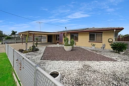 11 Hodges Street, East Mackay