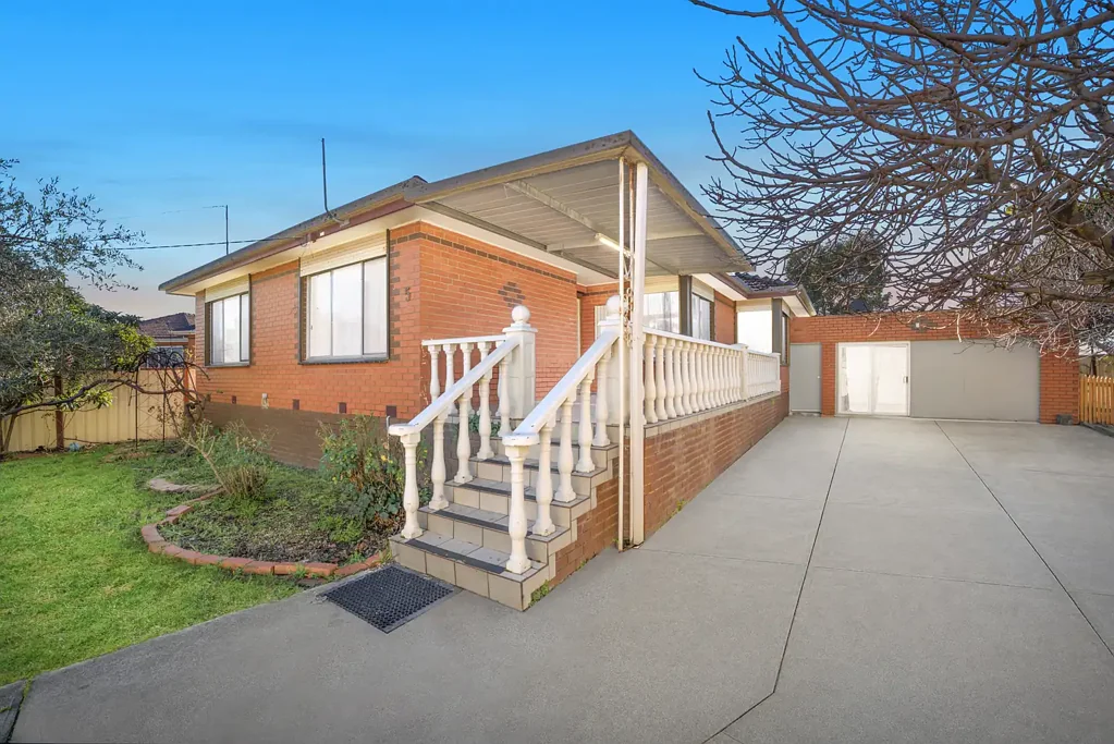 Lalor 4部屋 Family Space, Self-Contained Accommodation & Endless Flexibility in a Quiet Court