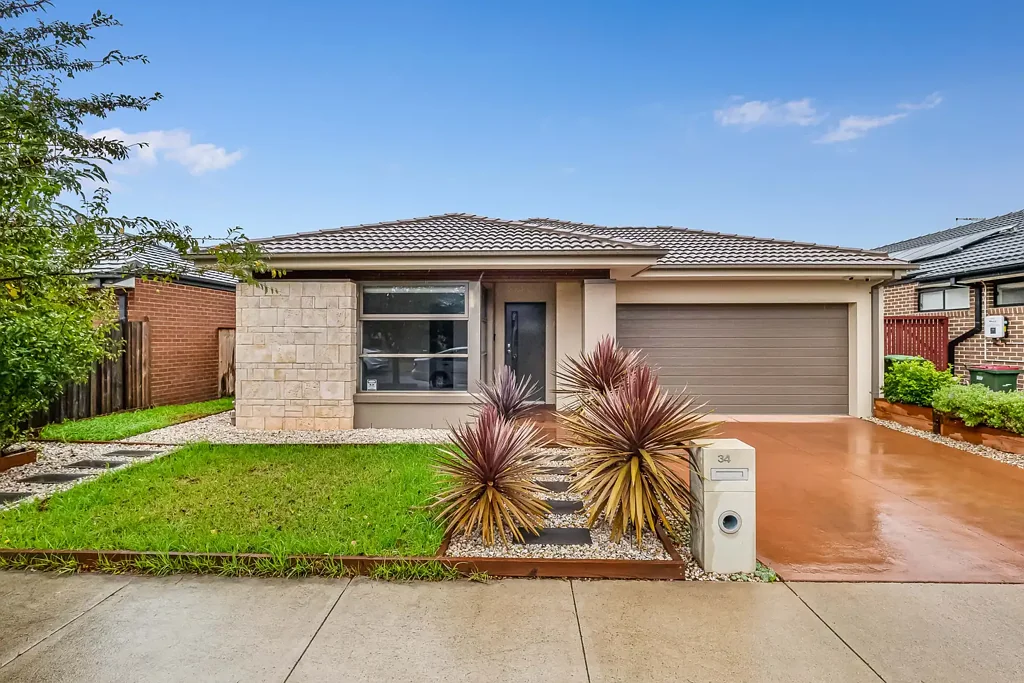 Contemporary Comfort Meets Convenient Lara Living