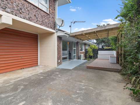 Sandringham 2部屋 Modern home must go
