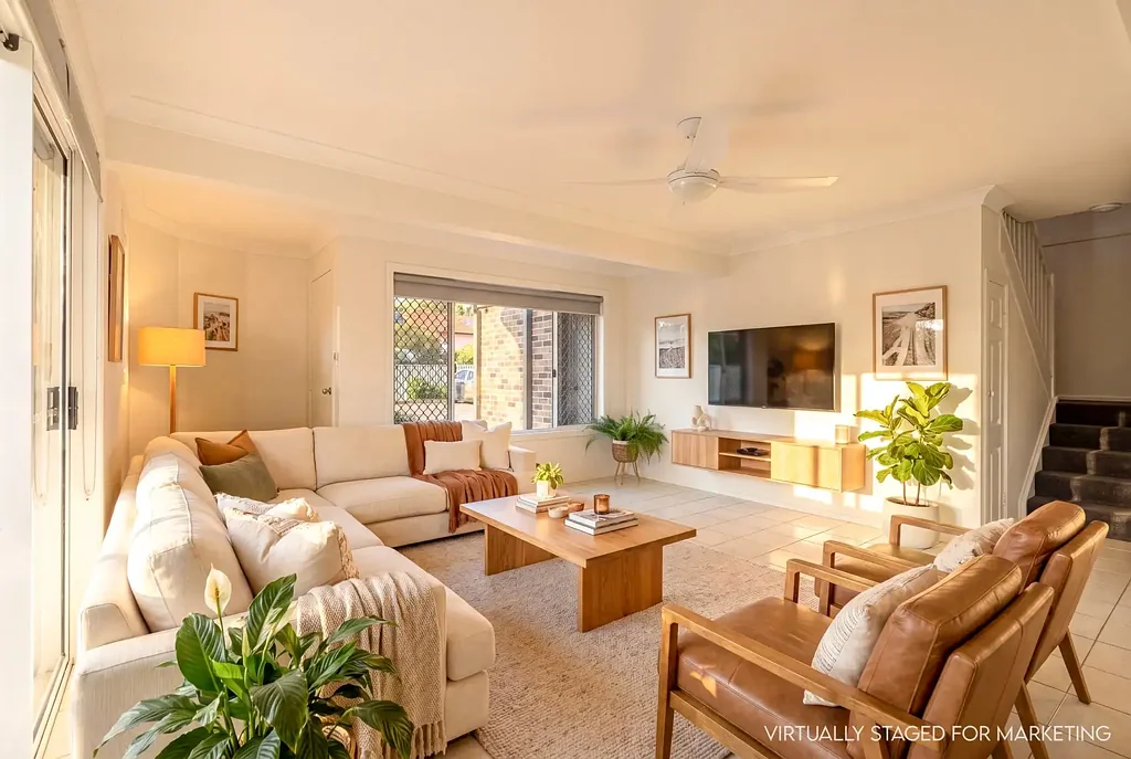 Elanora 3Moenga End Townhouse in Prime Elanora Location