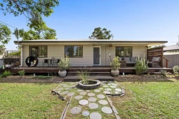 56 Eton Street, Cambooya