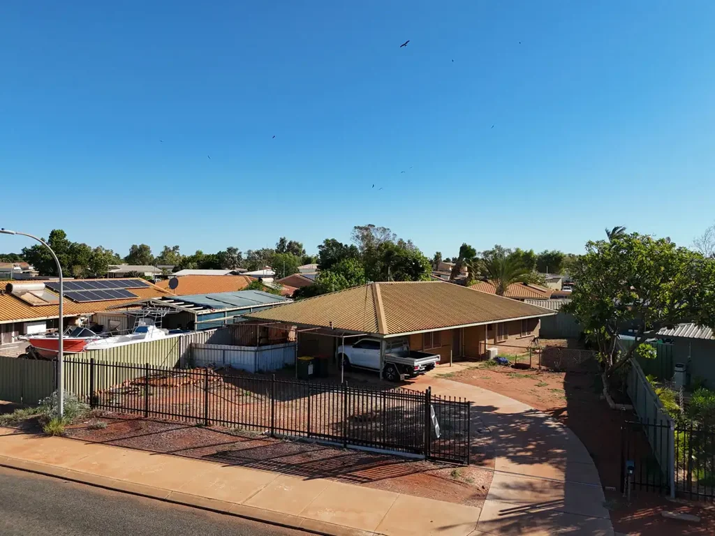 South Hedland 3 Bedroom SECURE BRICK HOME IN ONE OF SOUTH HEDLAND'S BEST STREETS!