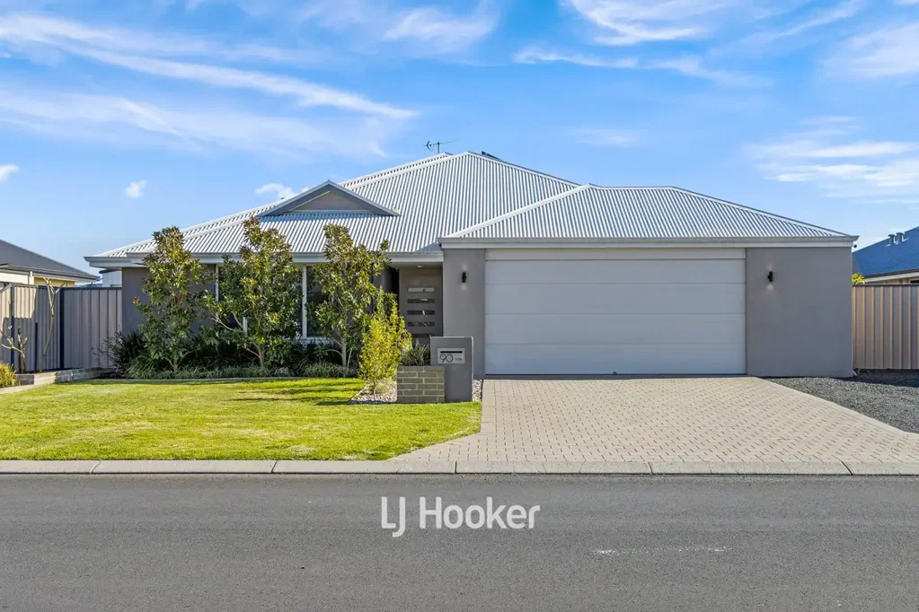 90 Grandite Fairway, Australind, WA 6233