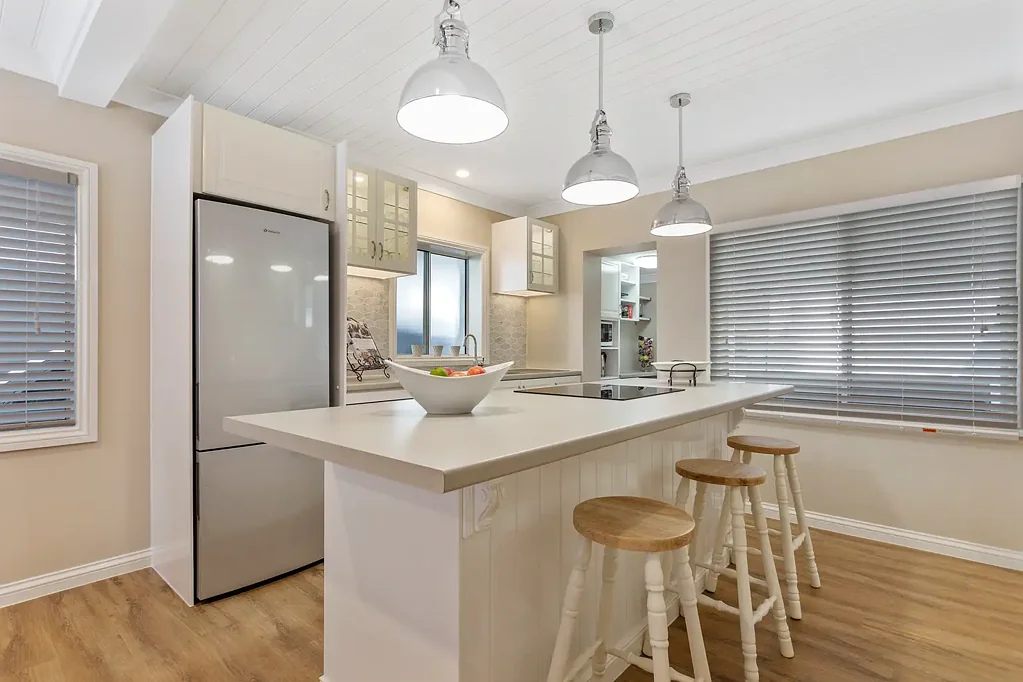 Deception Bay 3ਬੈੱਡਰੂਮ Hamptons at the Bay, long-established Airbnb with water views!