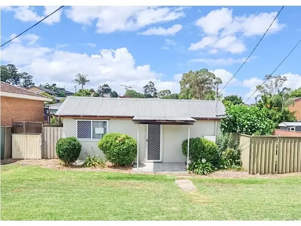 GREAT FAMILY HOME!!!