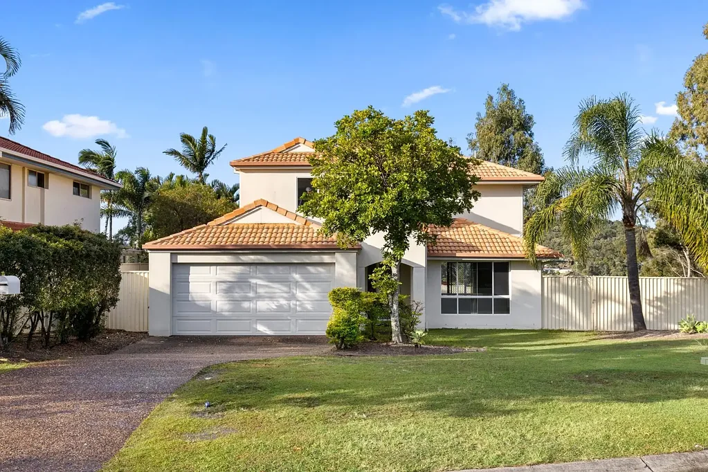 42 Highview Place, Parkwood, QLD 4214, 4 Bedrooms, 2 Bathrooms, House