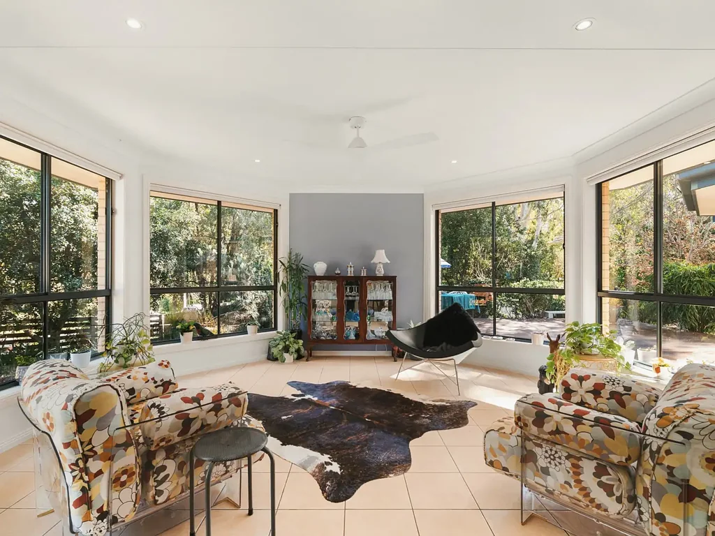 Tinonee 4Kwarto Comfortable Living with a Beautiful Garden Outlook