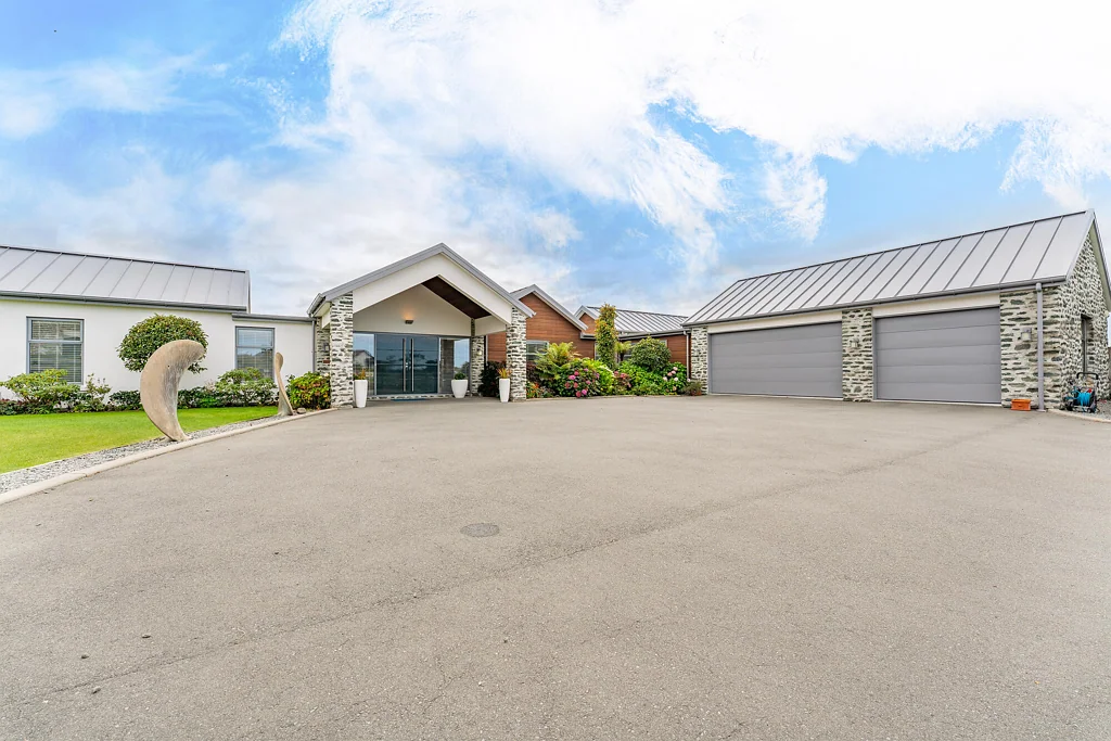Timaru Central 4 Bedroom A Statement in Luxury Living