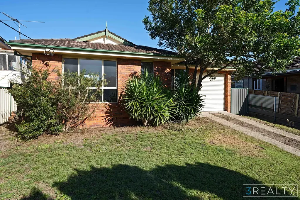 301 Old Pacific Highway, Swansea, NSW 2281