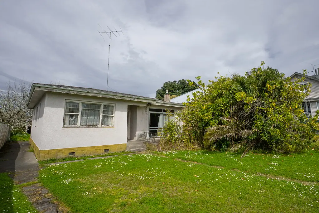 Gisborne 3 Slaapkamer Deceased Estate - Ignore Valuations
