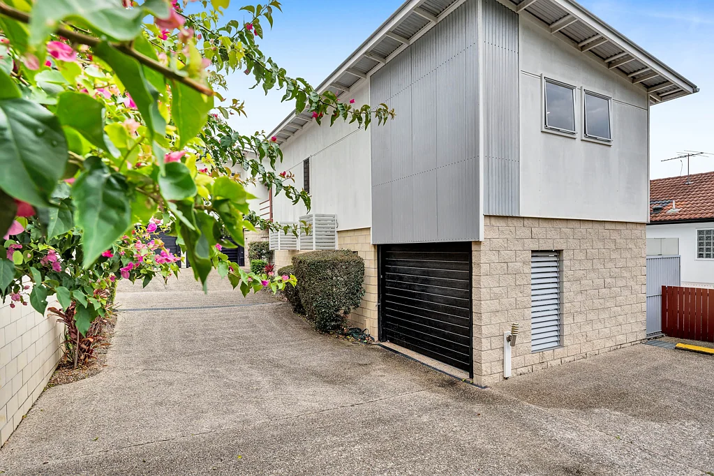 2/12 Dengate Lane, St Lucia, QLD 4067